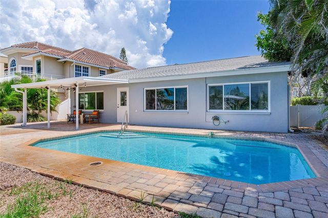 16458 REDINGTON DRIVE, Redington Beach, FL 33708