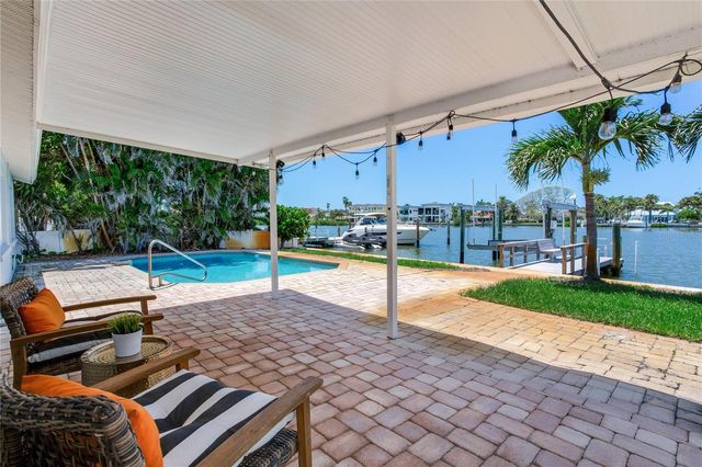 16458 REDINGTON DRIVE, Redington Beach, FL 33708
