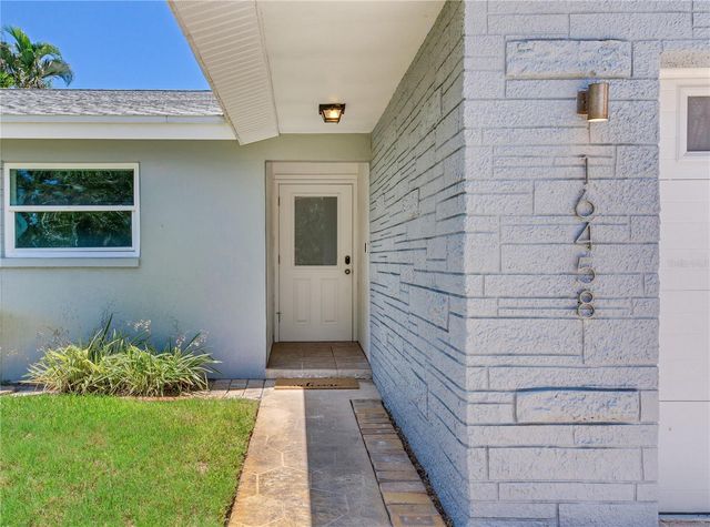 16458 REDINGTON DRIVE, Redington Beach, FL 33708