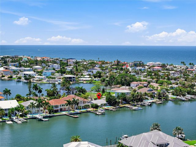 16458 REDINGTON DRIVE, Redington Beach, FL 33708