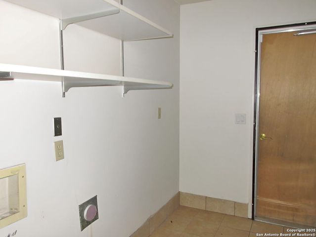 6102 Sandy Lake, San Antonio, TX 78222