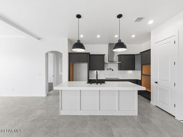 532 Basketflower Drive, Horizon City, TX 79928