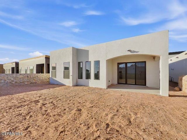 532 Basketflower Drive, Horizon City, TX 79928