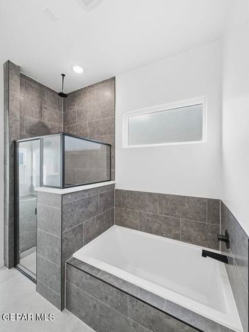 532 Basketflower Drive, Horizon City, TX 79928