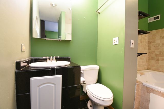 3332 W Lemoyne Street, Chicago, IL 60651