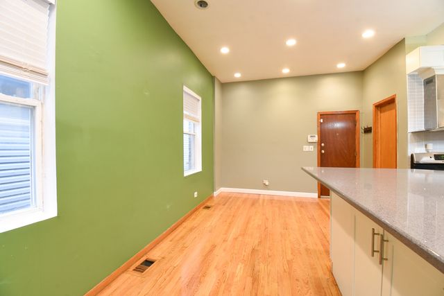 3332 W Lemoyne Street, Chicago, IL 60651