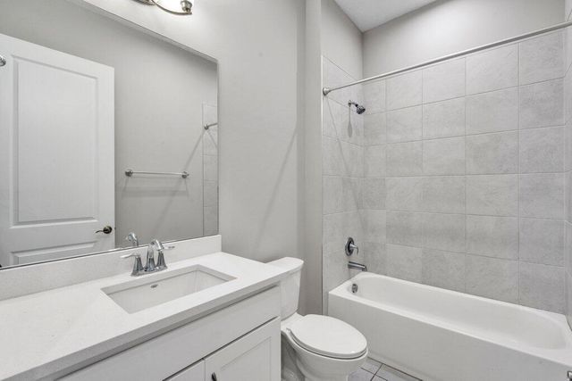 9399 SW Pepoli Way, Port St. Lucie, FL 34987