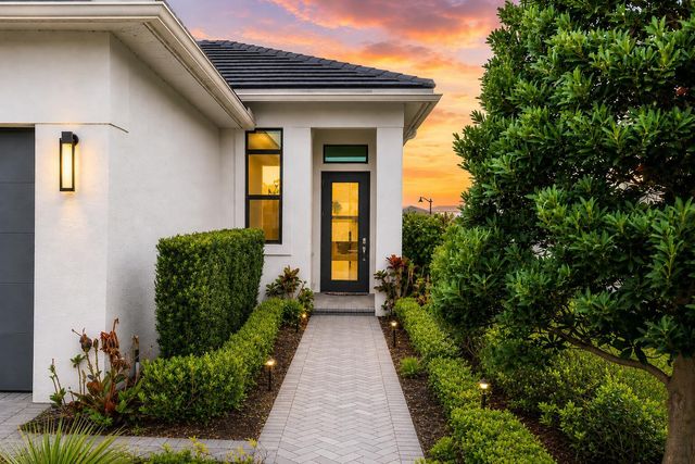 9399 SW Pepoli Way, Port St. Lucie, FL 34987
