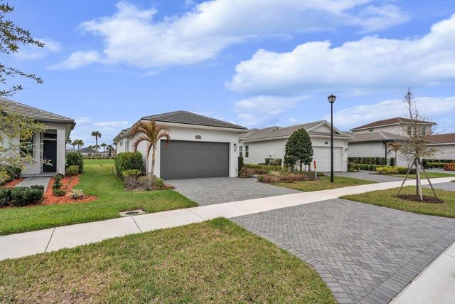 9399 SW Pepoli Way, Port St. Lucie, FL 34987