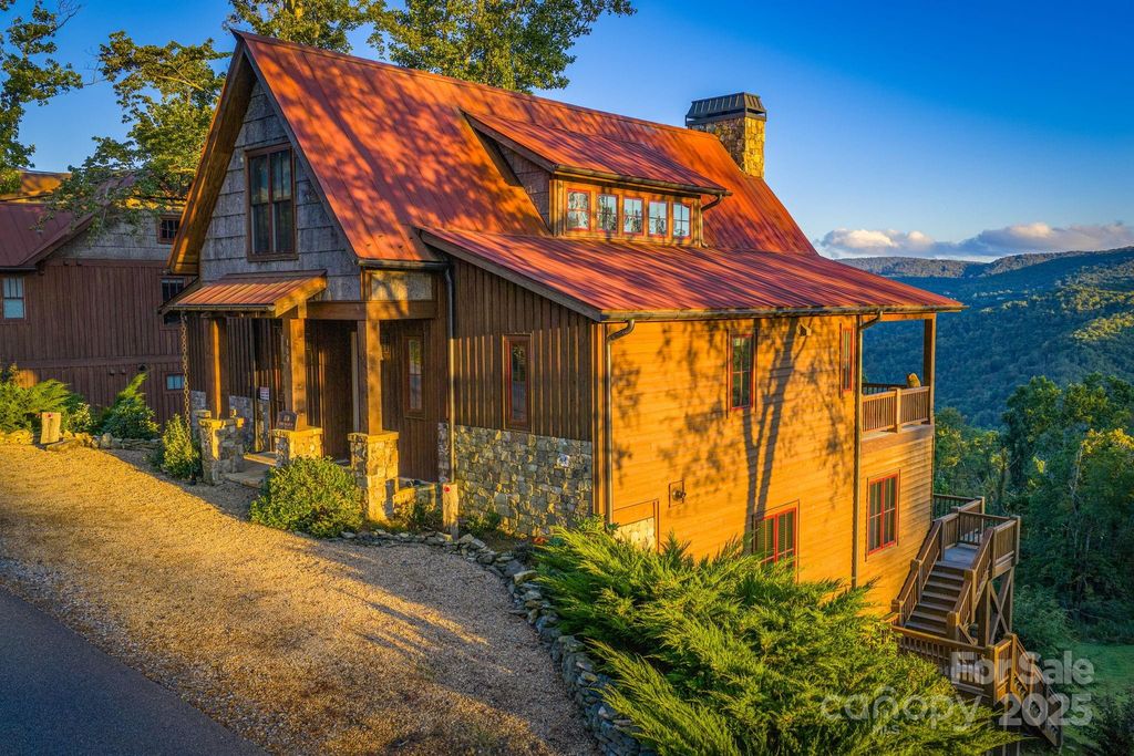 180 Eagle Village Circle 11, Banner Elk, NC 28604