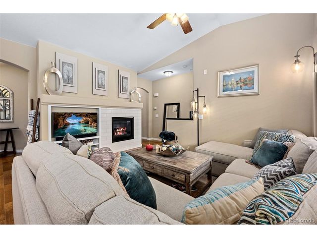 11973 W Long Cir 202, Littleton, CO 80127