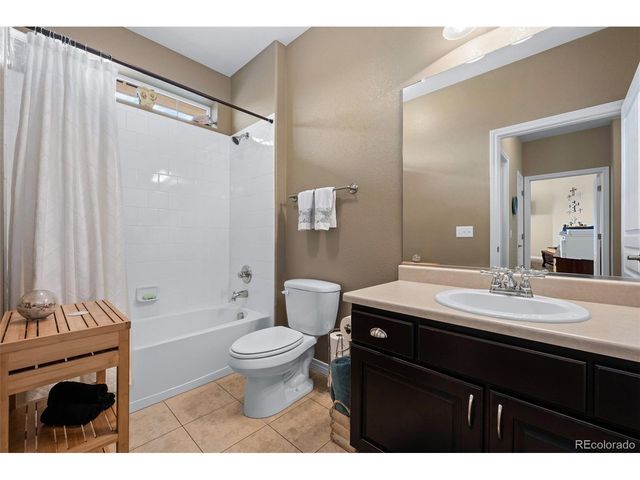 11973 W Long Cir 202, Littleton, CO 80127