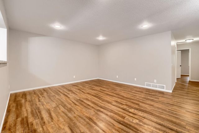 13358 Hughes Court, Apple Valley, MN 55124