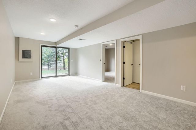13358 Hughes Court, Apple Valley, MN 55124