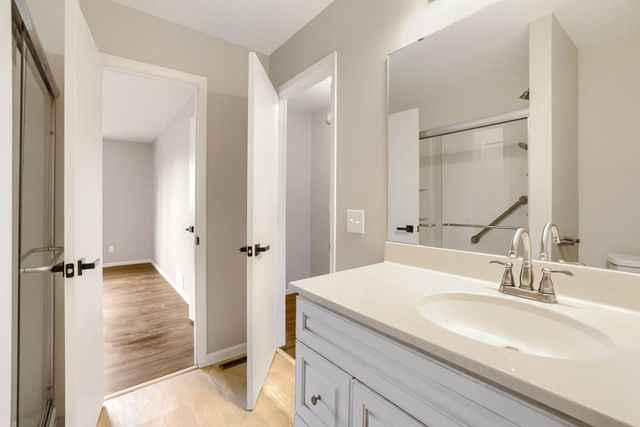 13358 Hughes Court, Apple Valley, MN 55124