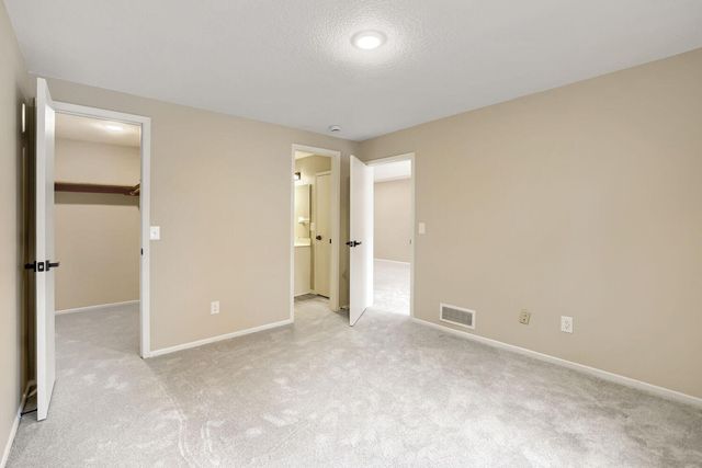13358 Hughes Court, Apple Valley, MN 55124