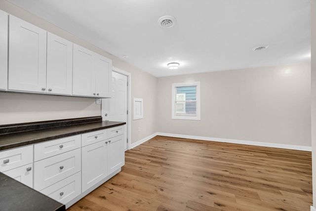 7608 Catalpa Avenue, Hammond, IN 46324