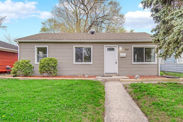 7608 Catalpa Avenue, Hammond, IN 46324