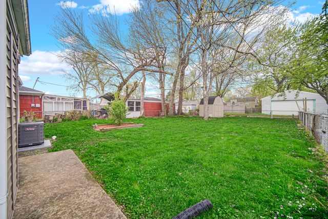 7608 Catalpa Avenue, Hammond, IN 46324