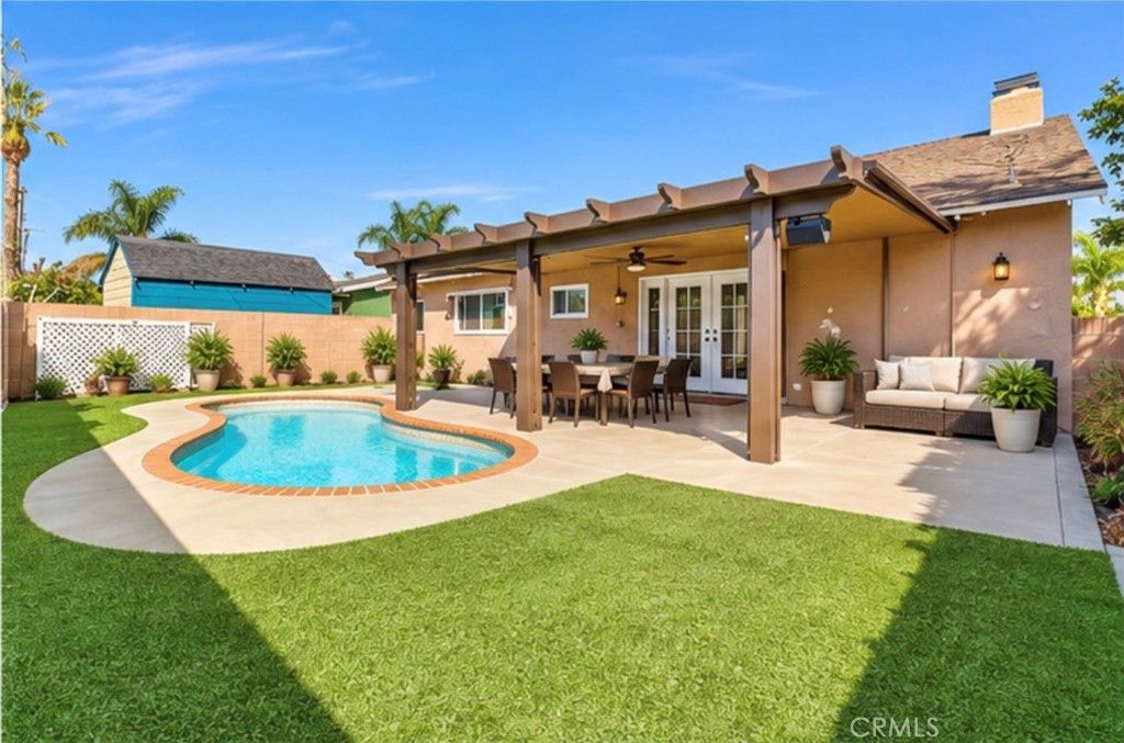 658 N Milford, Orange, CA 92867 — exterior