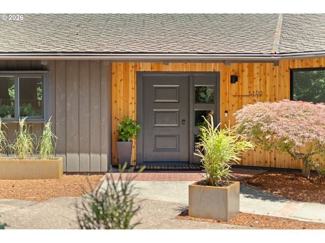 5100 Sw LAURELWOOD Ave, Portland, OR 97225