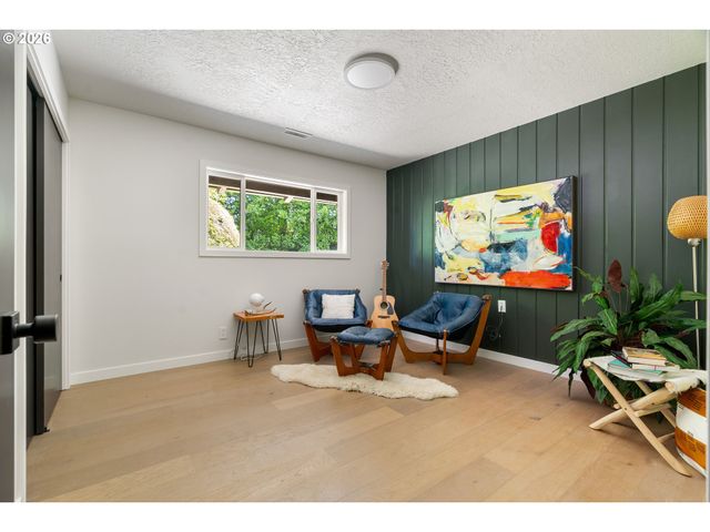 5100 Sw LAURELWOOD Ave, Portland, OR 97225