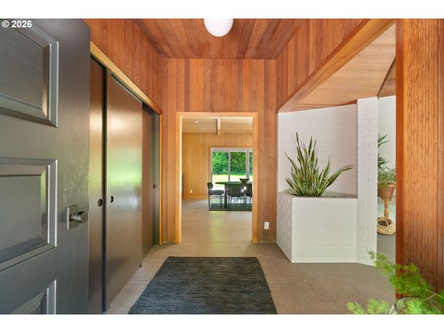 5100 Sw LAURELWOOD Ave, Portland, OR 97225