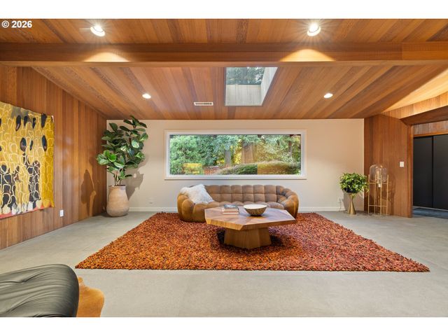 5100 Sw LAURELWOOD Ave, Portland, OR 97225