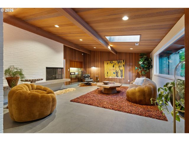 5100 Sw LAURELWOOD Ave, Portland, OR 97225