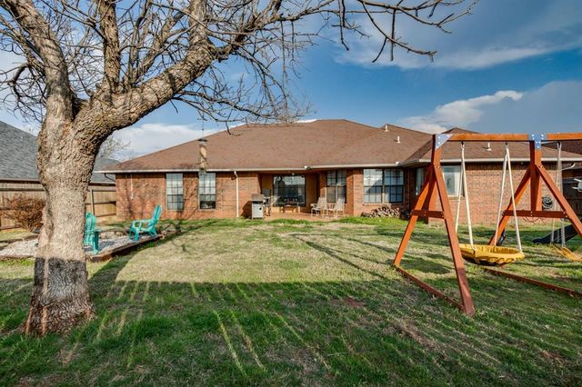 305 N Jasper Way, Mustang, OK 73064