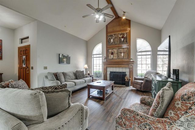 305 N Jasper Way, Mustang, OK 73064