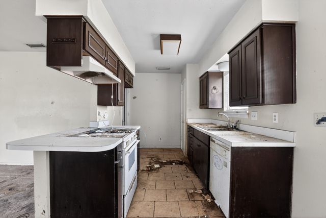 447 Azalea Lane, Duncanville, TX 75137