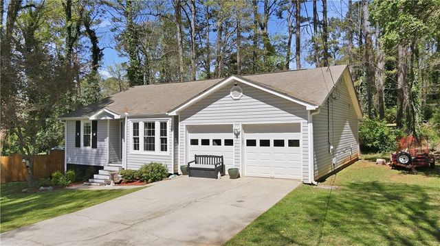 90 Chimney Rise Court, Stockbridge, GA 30281