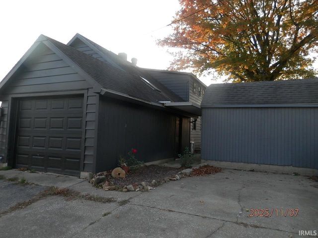 1204 Washington Street, Tell City, IN 47586