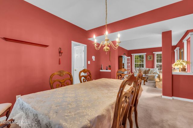 12 Brittany Drive, Bayville, NJ 08721