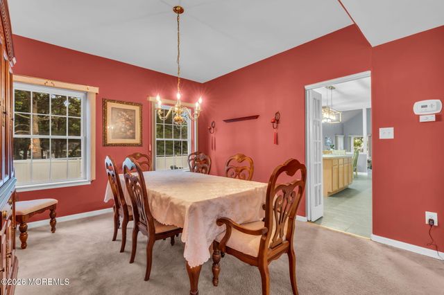 12 Brittany Drive, Bayville, NJ 08721