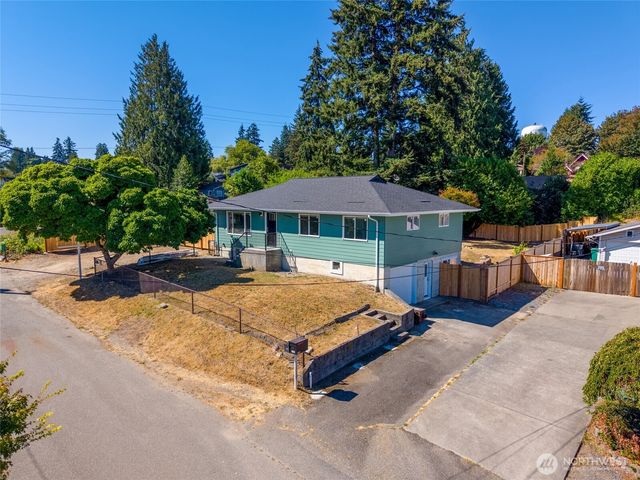 7414 Highland Drive, Everett, WA 98203