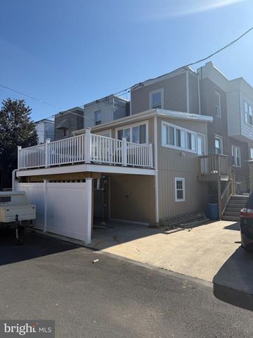 345 STEVENS ST, Philadelphia, PA 19111