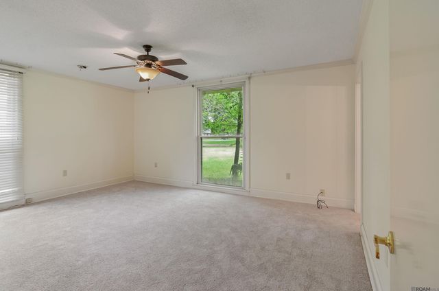 455 E Riveroaks Dr, Baton Rouge, LA 70815
