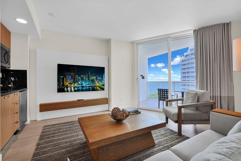 505 N Fort Lauderdale Beach Boulevard 1103, Fort Lauderdale, FL 33304