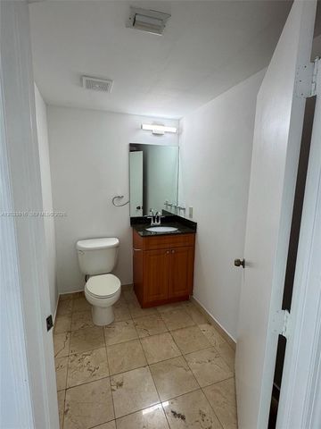 1 Glen Royal Parkway 1202, Miami, FL 33125