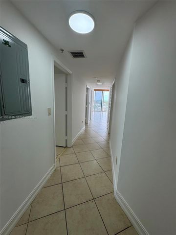 1 Glen Royal Parkway 1202, Miami, FL 33125