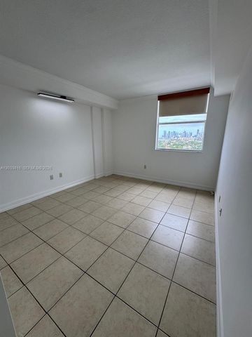 1 Glen Royal Parkway 1202, Miami, FL 33125