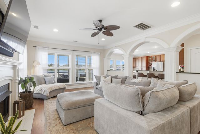 1124 Clearspring Drive, Charleston, SC 29412