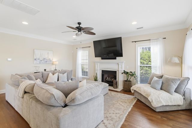 1124 Clearspring Drive, Charleston, SC 29412