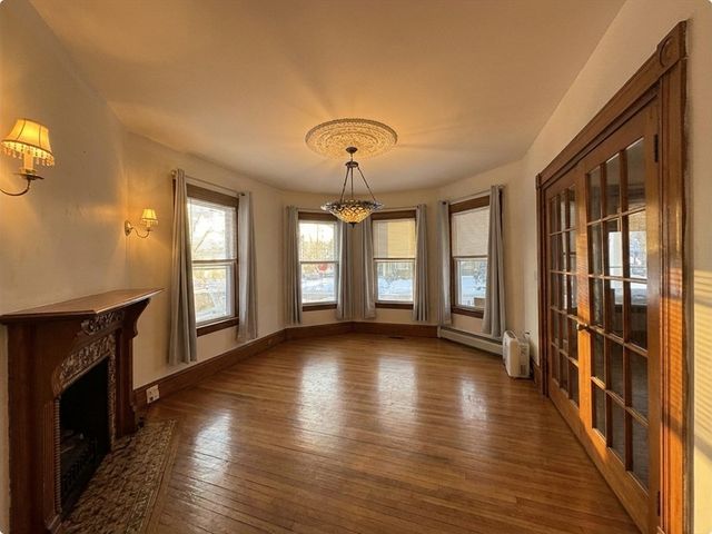 16 Boston Ave 1, Medford, MA 02155