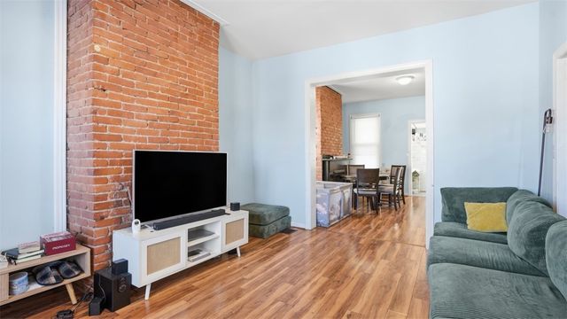 110 Kirk Ave, Carrick, PA 15227