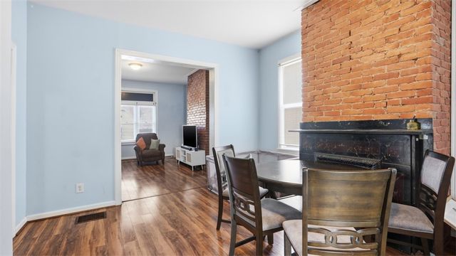 110 Kirk Ave, Carrick, PA 15227