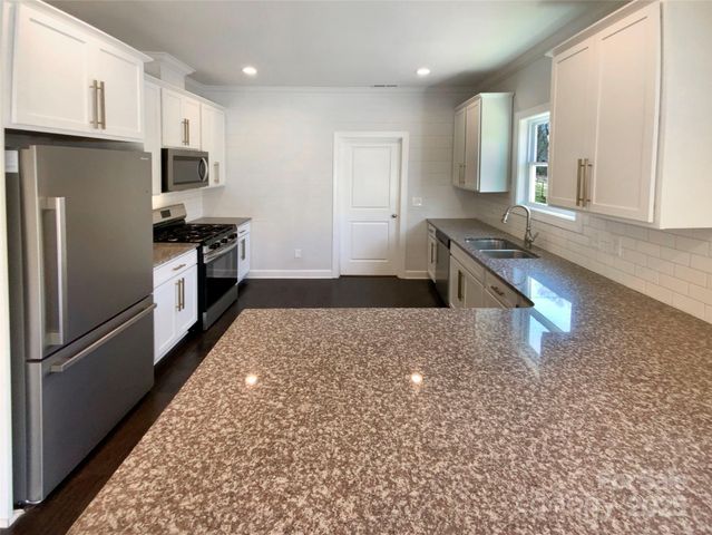 2811 Iveywood Drive, Monroe, NC 28110