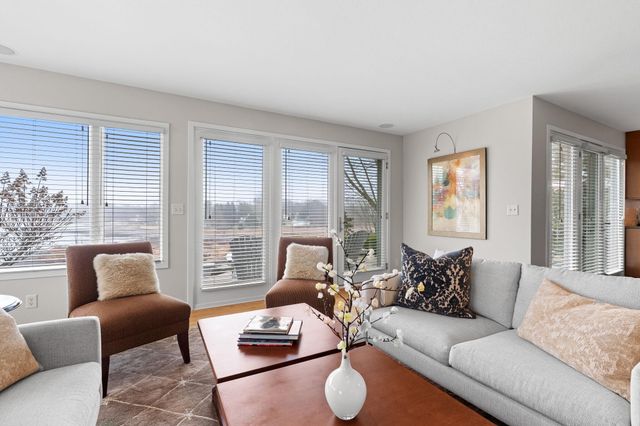 90 S Water Street, Douglas, MI 49406